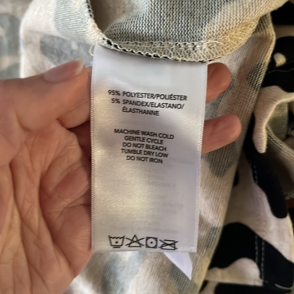 “Cozy: Animal Print Cardigan Sweater size small” - Picture 4 of 7